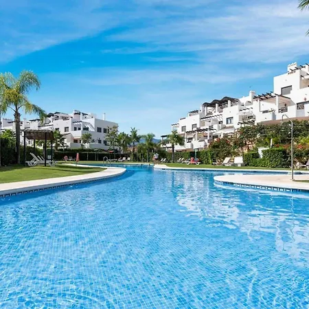 Apartment Sunset Golf Escape - Stijlvol New Golden Mile Estepona