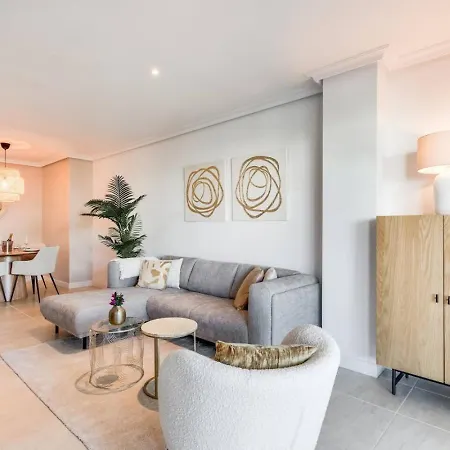 Apartment Sunset Golf Escape - Stijlvol New Golden Mile Estepona